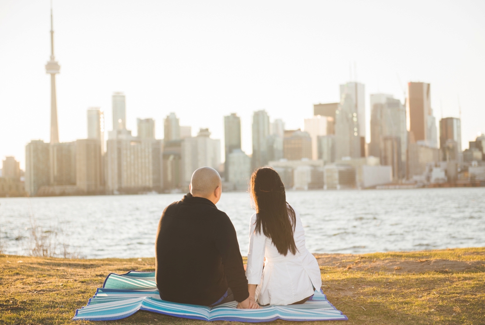 Ward's Island Engagement Photos - Olive Photography