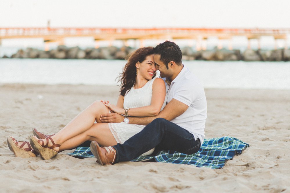 Toronto Island Engagement Photos - Olive Photography