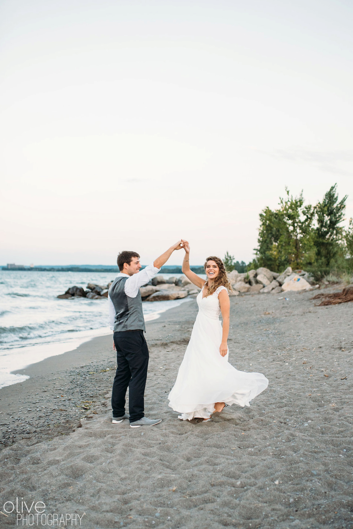 Hamilton Lakeview Wedding Beach