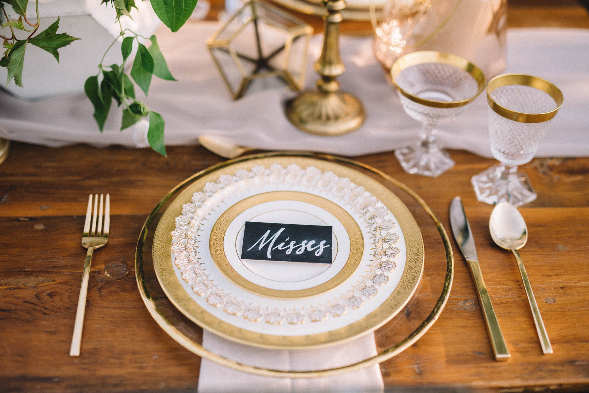 Chalk calligraphy placecards | Olive Photography Toronto