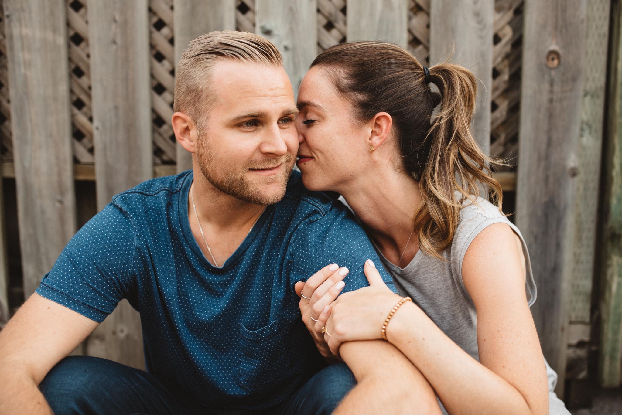 relaxed Toronto engagement photos