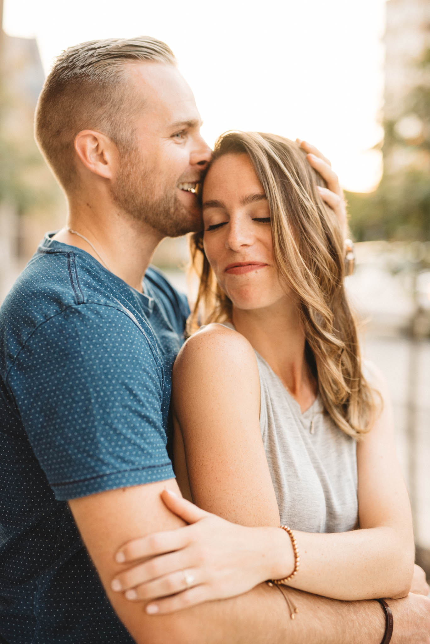 relaxed Toronto engagement photos