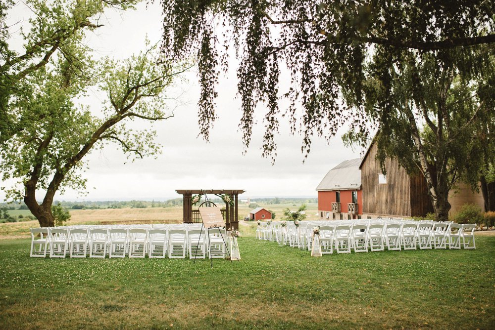 Earth to Table Farm Wedding - Ontario Farm Wedding | Olive Photography