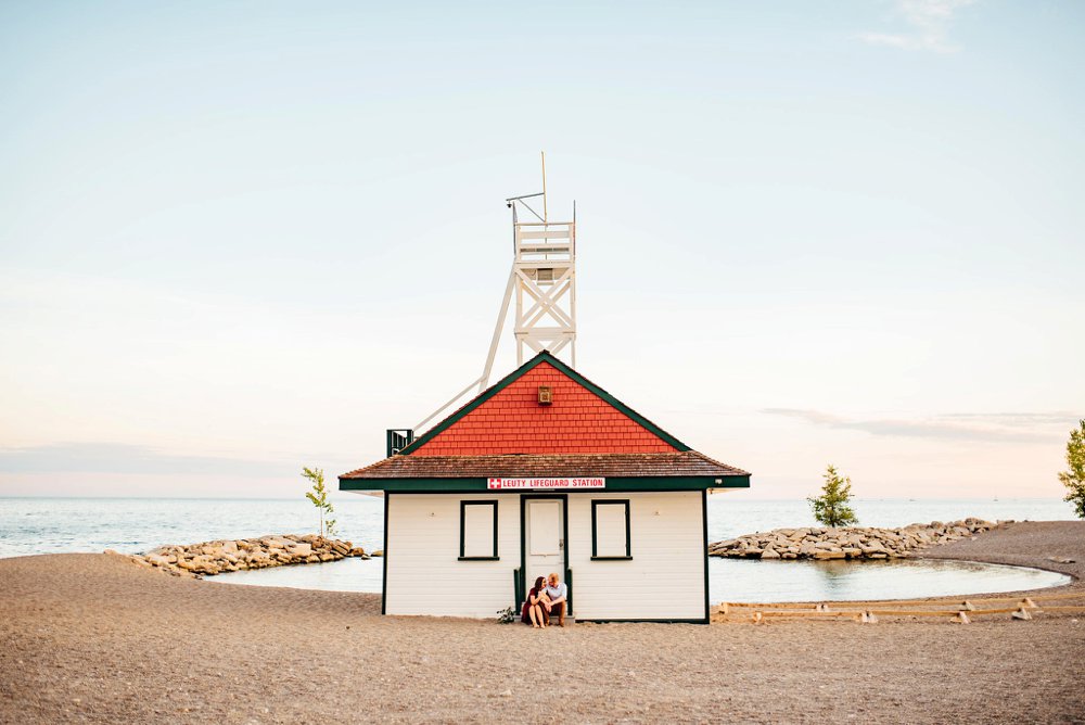 Leuty Life Guard Station Toronto Engagement Photos | Olive Photography