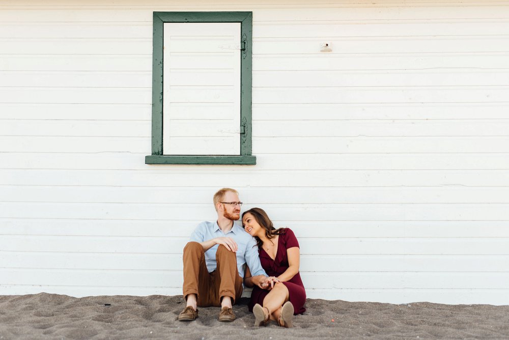 Toronto beach engagement photos | Olive Photography