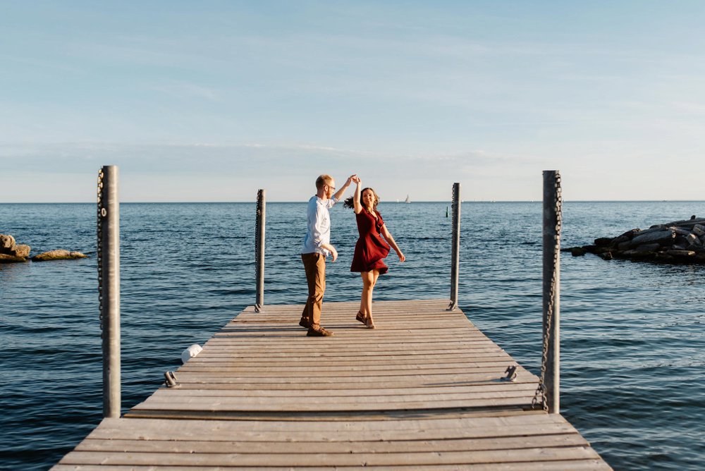 Kew Beach engagement photos | Olive Photography