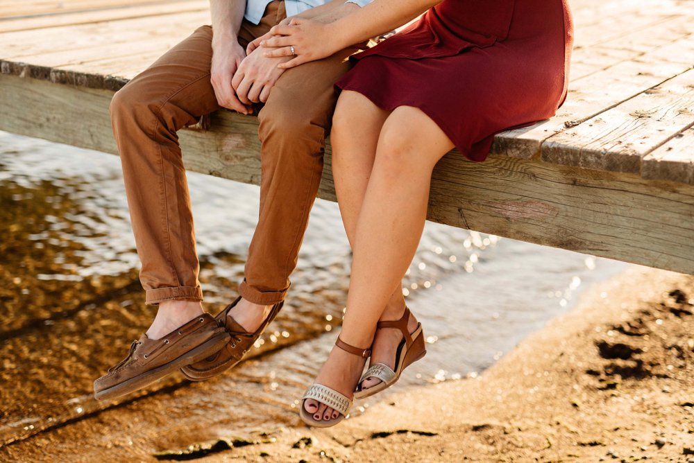 Dock engagement photos | Olive Photography