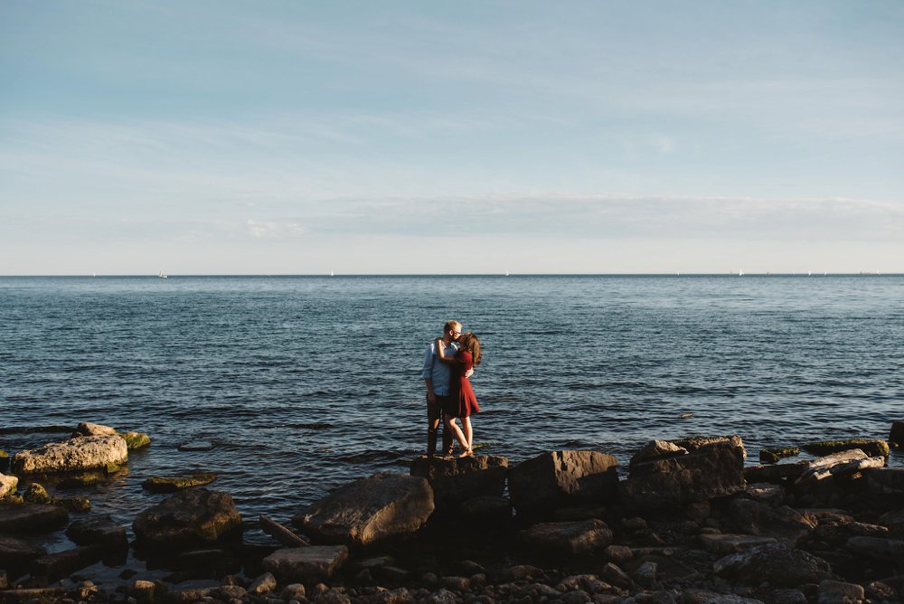 lake engagement photos | Olive Photography