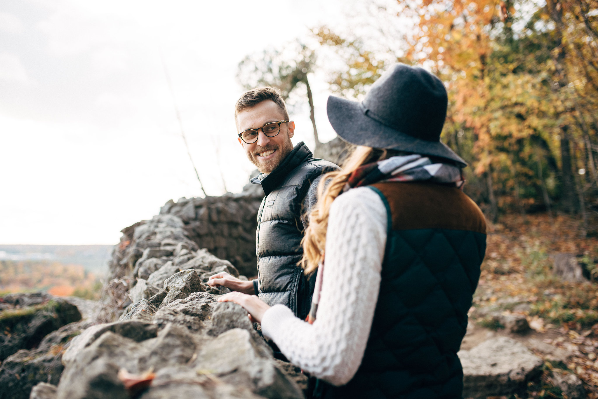 Rattlesnake Point Engagement Photos | Olive Photography