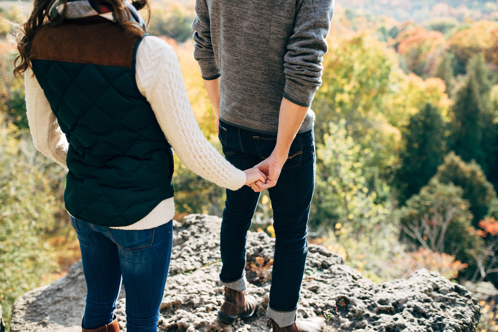 Rattlesnake Point Engagement Session | Olive Photography