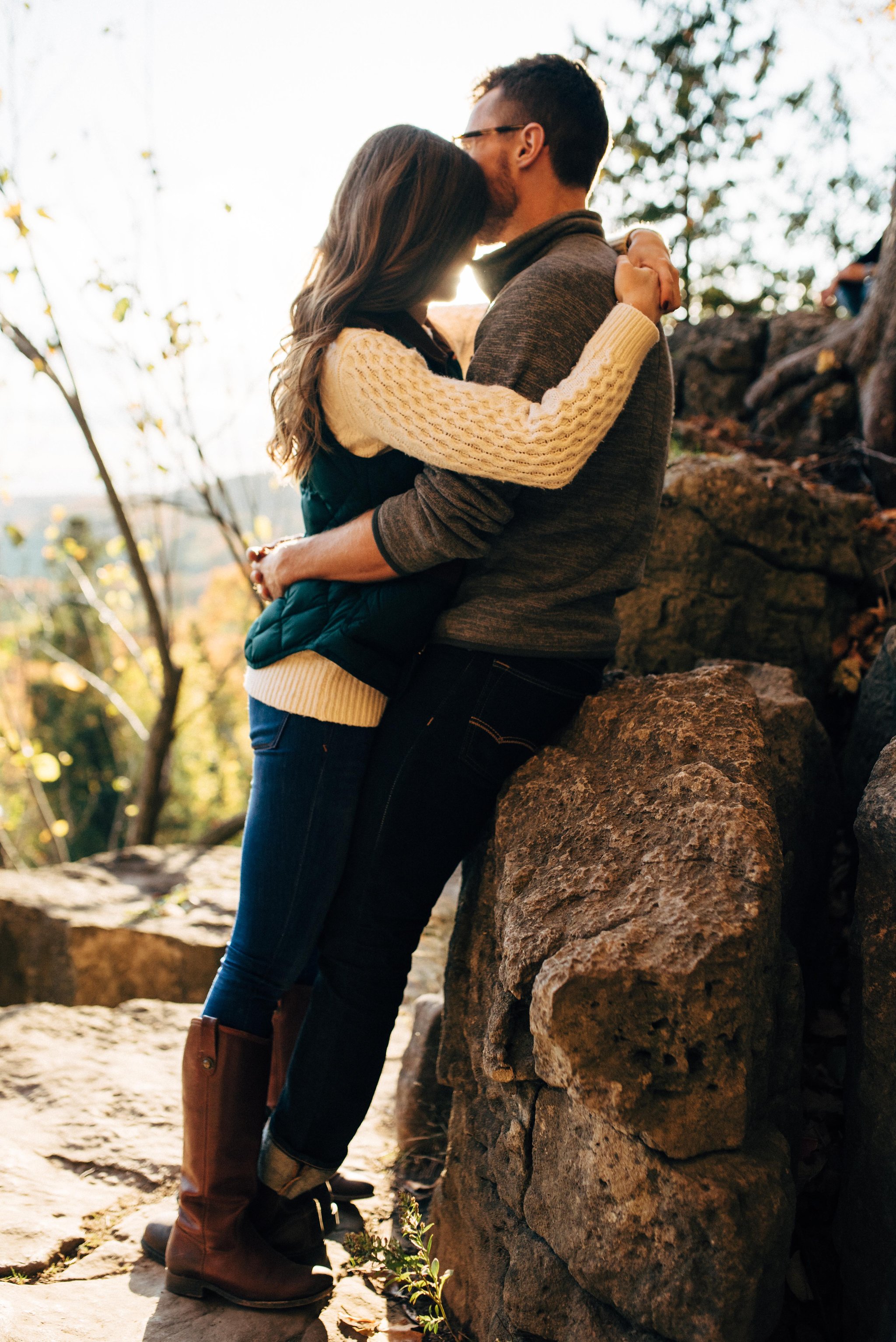 Rattlesnake Point Engagement Photos | Olive Photography