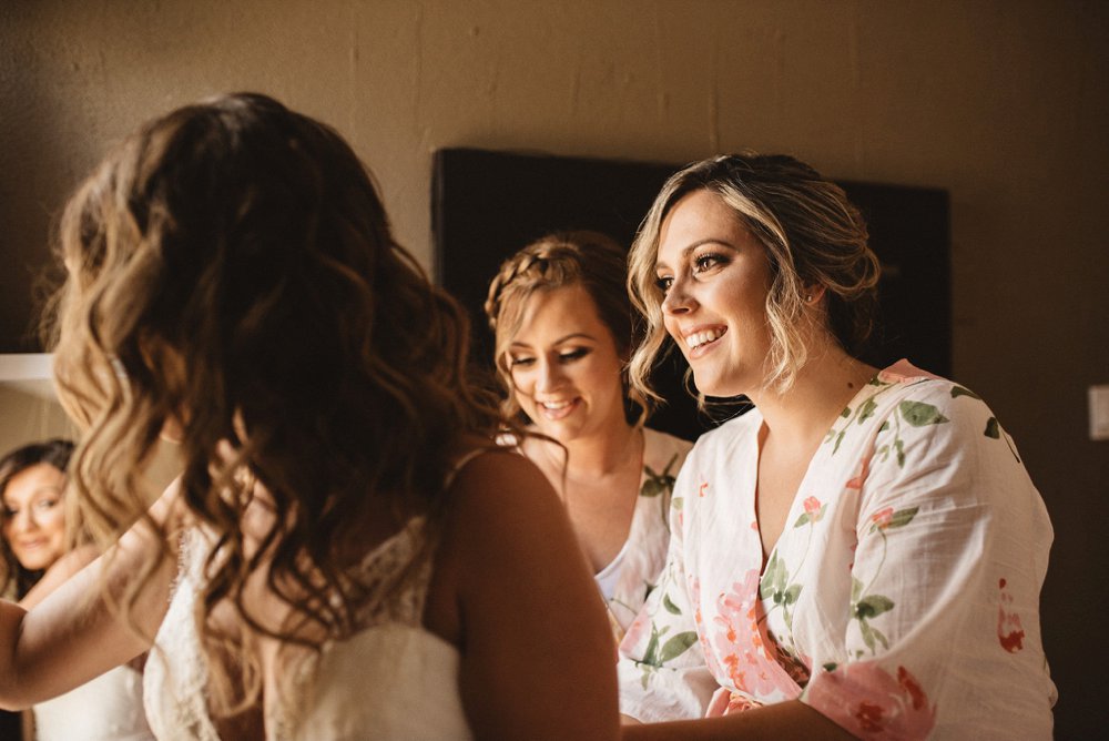 Bride prep photos - Olive Photography Toronto