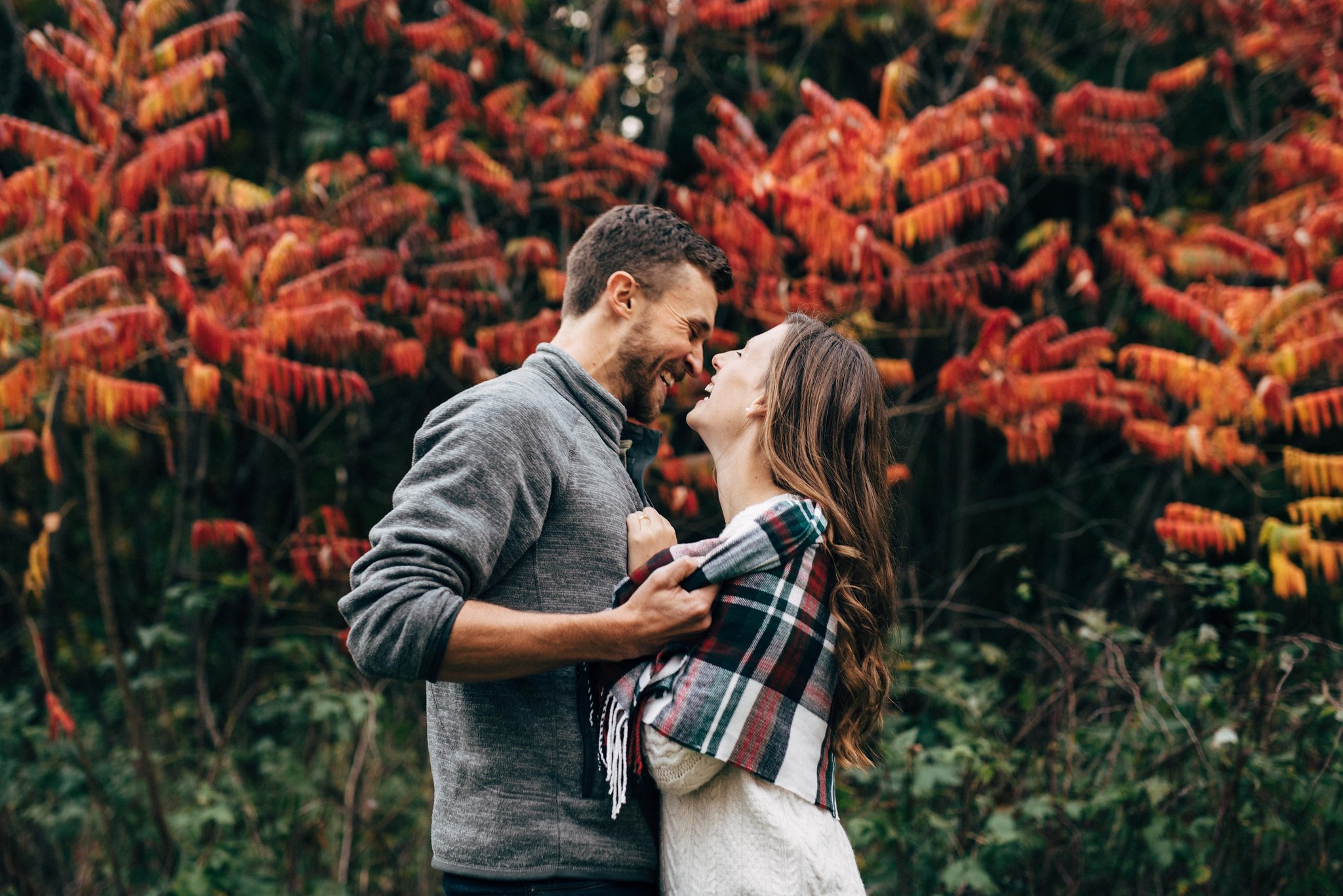 Fall scarf engagement photos | Olive Photography Toronto