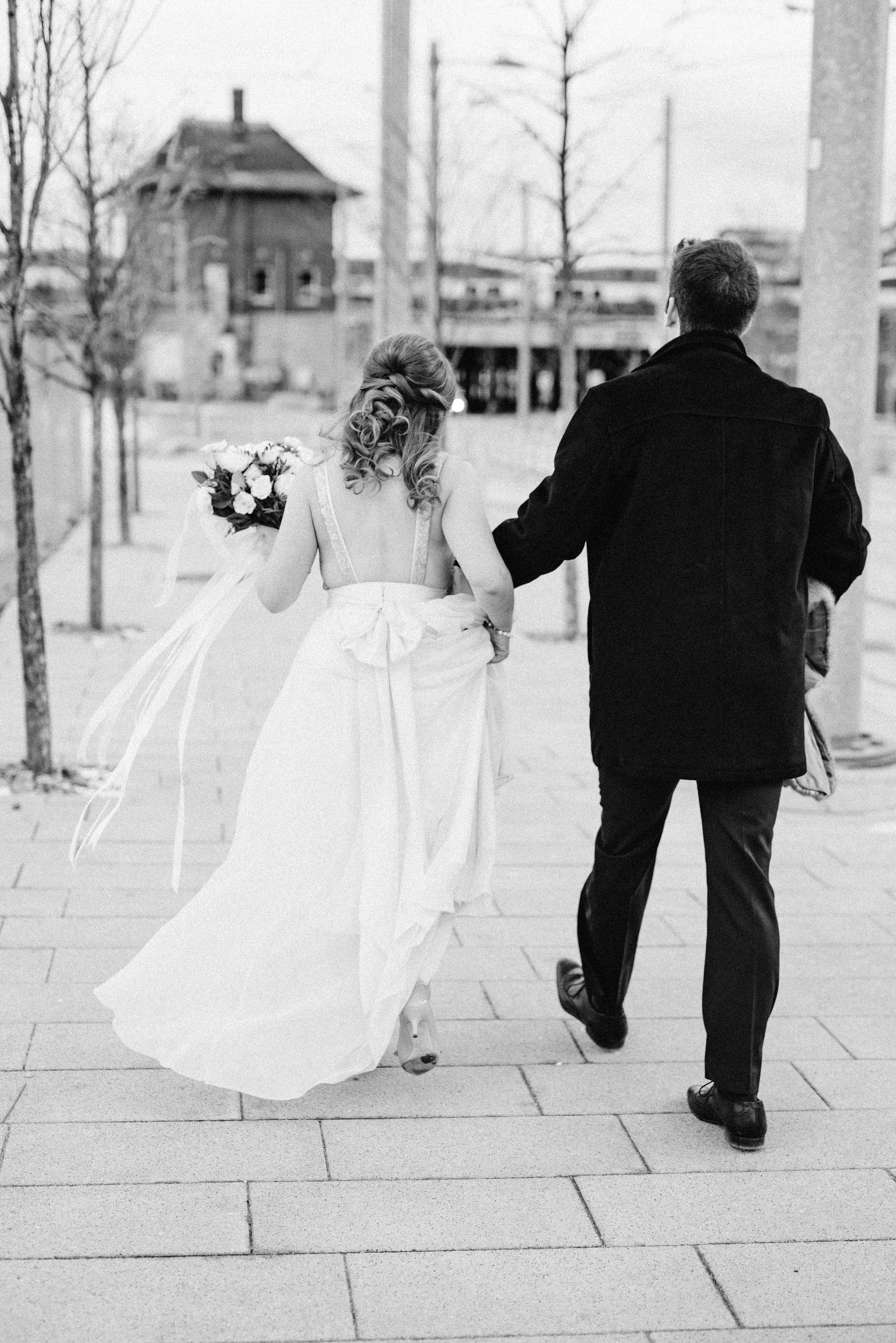 Downtown Toronto wedding - Olive Photography