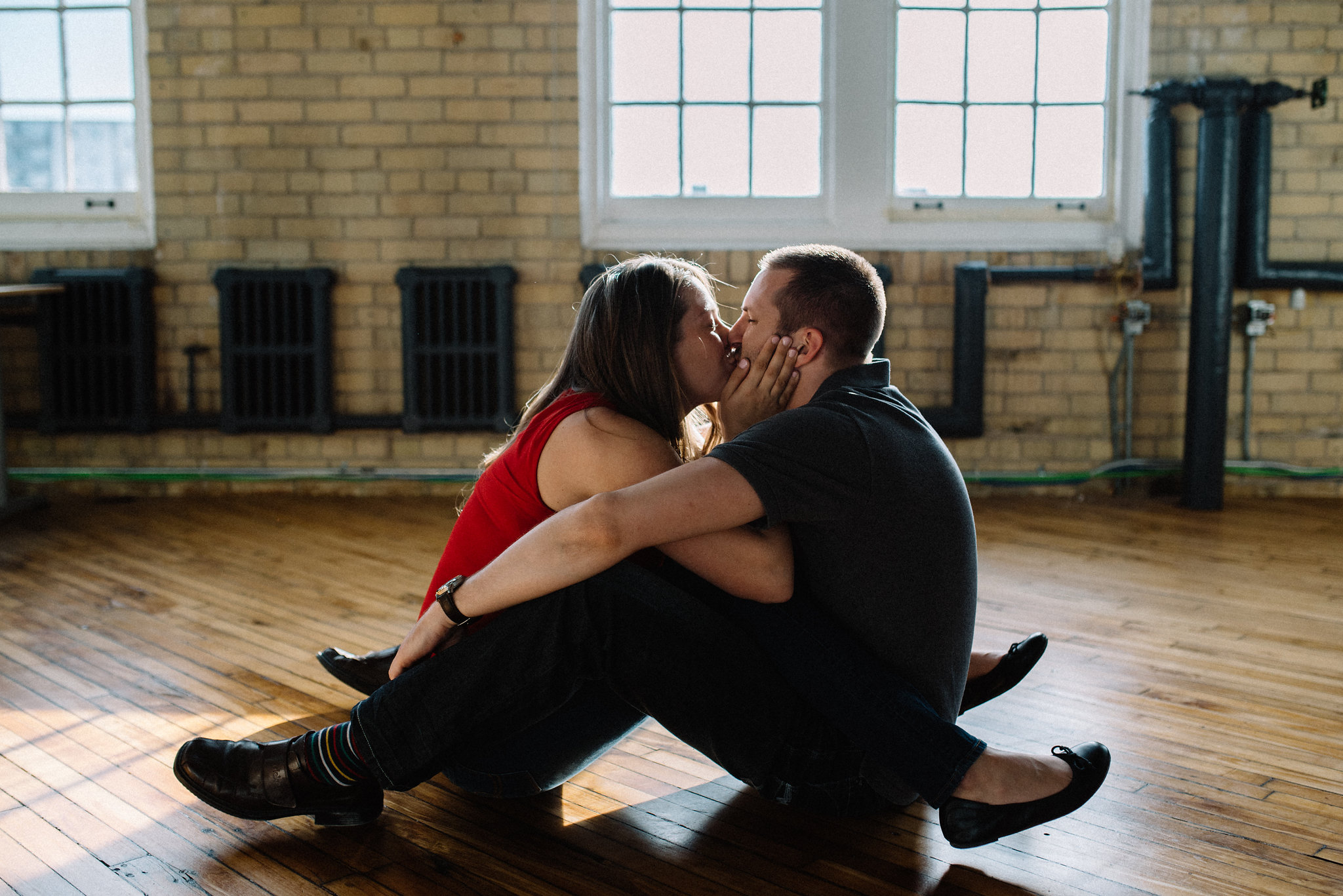 Cozy engagement photos - Olive Photography Toronto