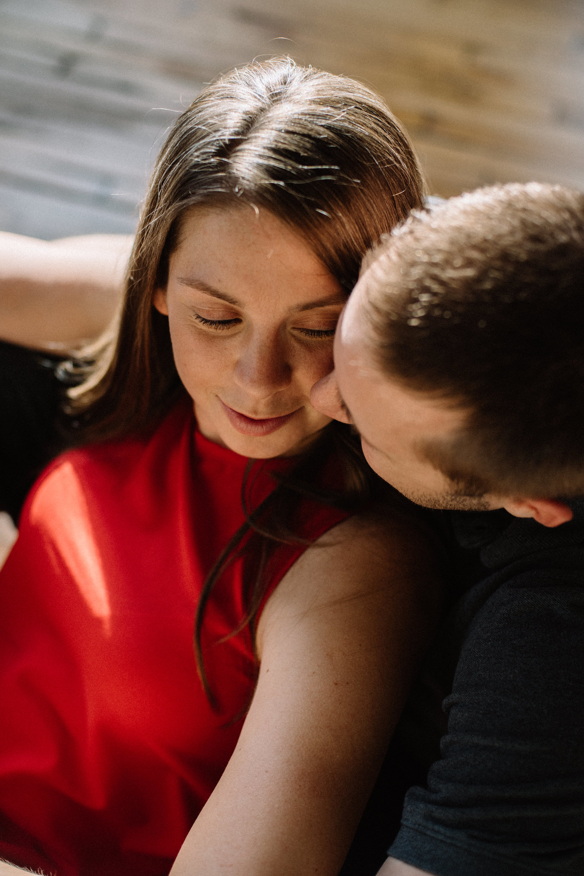 Cozy engagement photos - Olive Photography Toronto