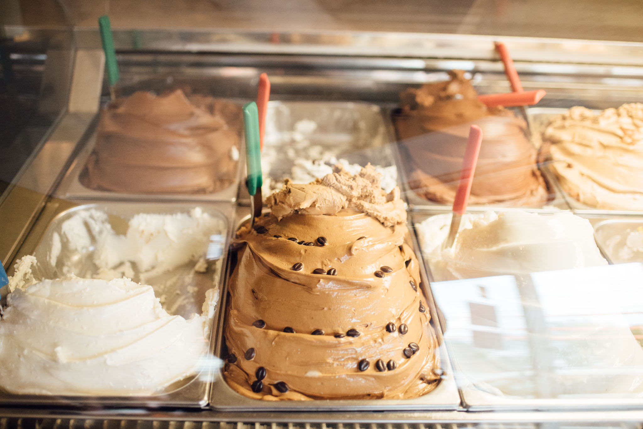 Ed's Ice Cream Engagement Photos | Olive Photography Toronto