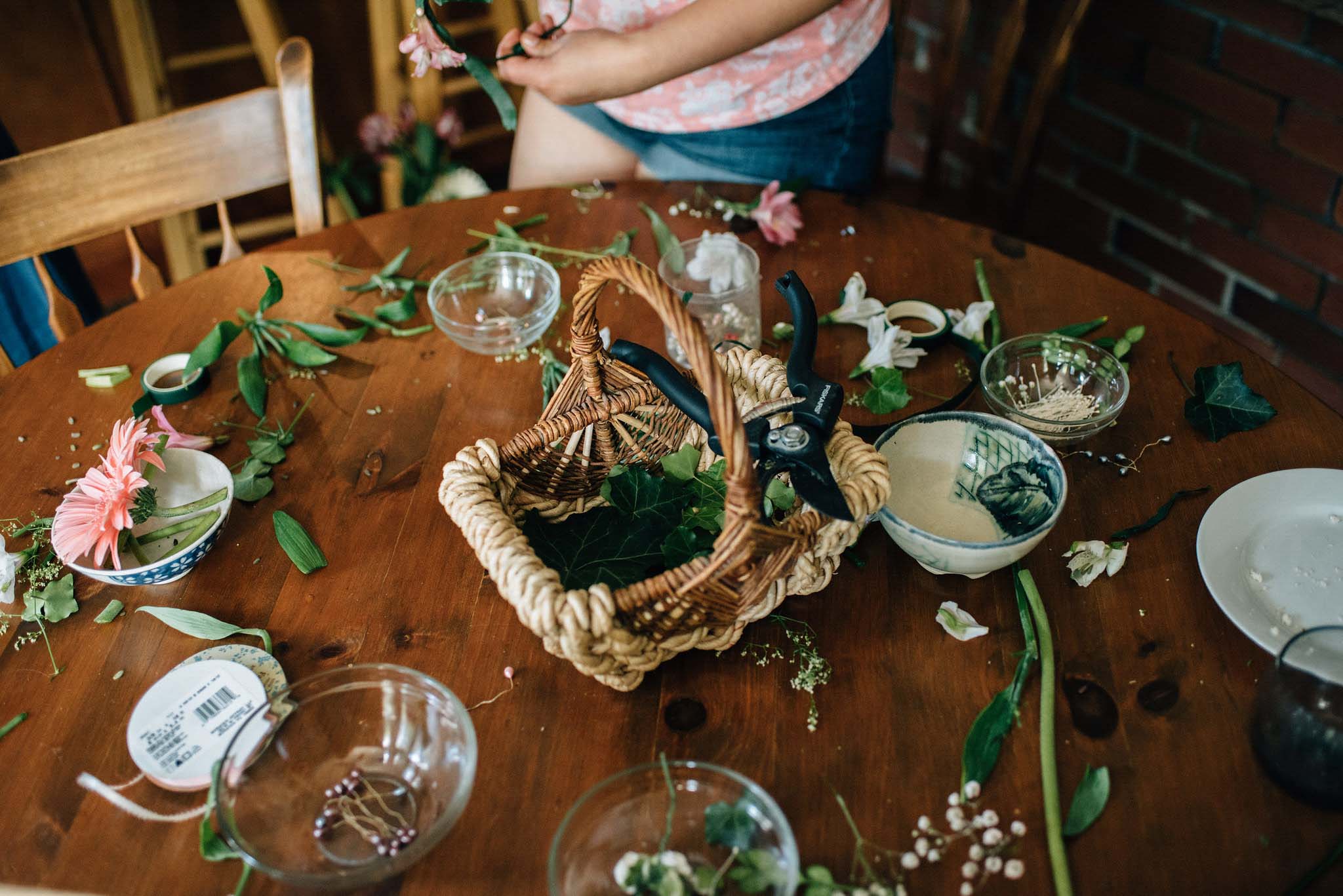 DIY flower crowns | Olive Photography Toronto