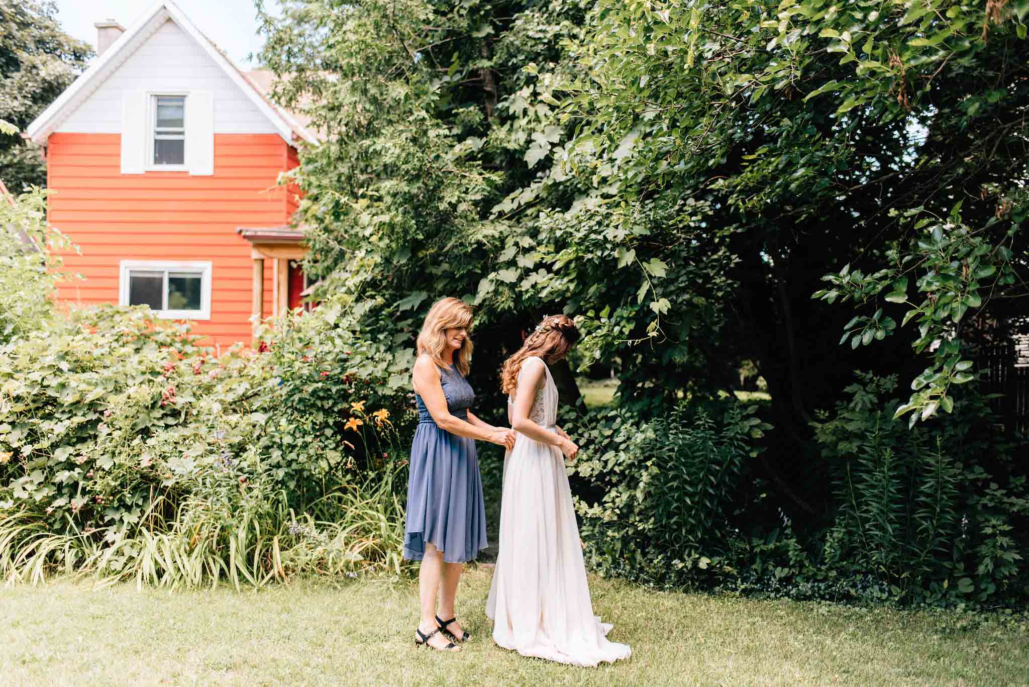 Candid wedding photographer | Olive Photography Toronto