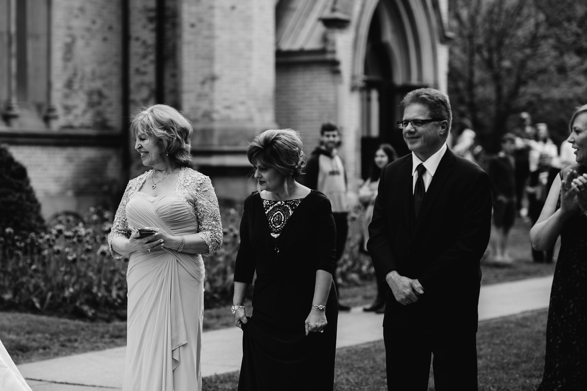 St. James Cathedral Wedding Photos | Olive Photography Toronto