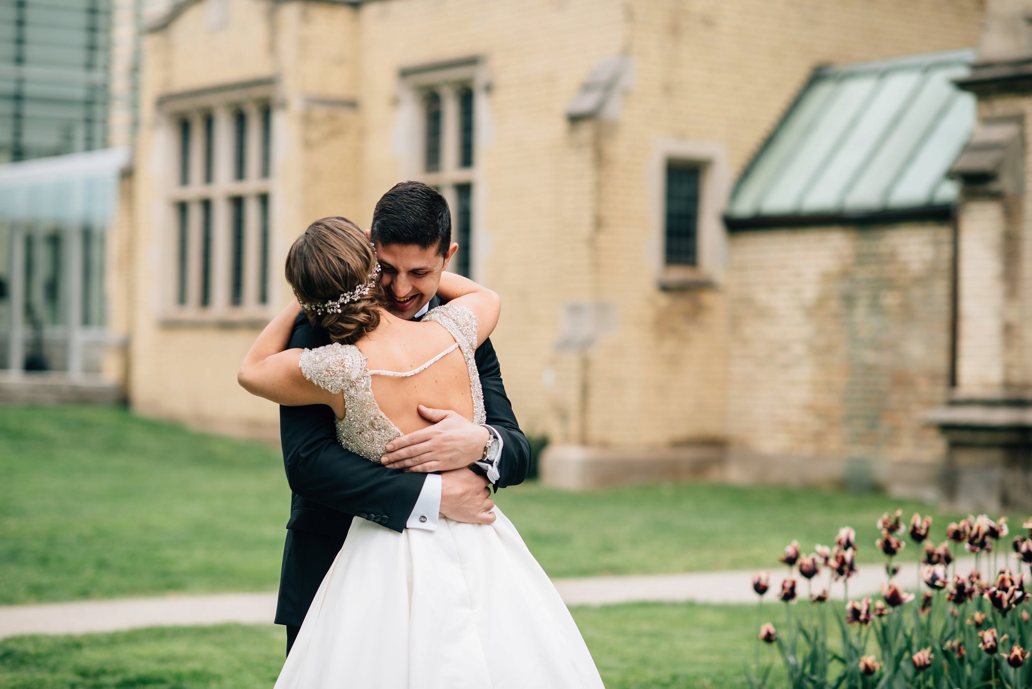 St. James Cathedral Wedding Photos | Olive Photography Toronto