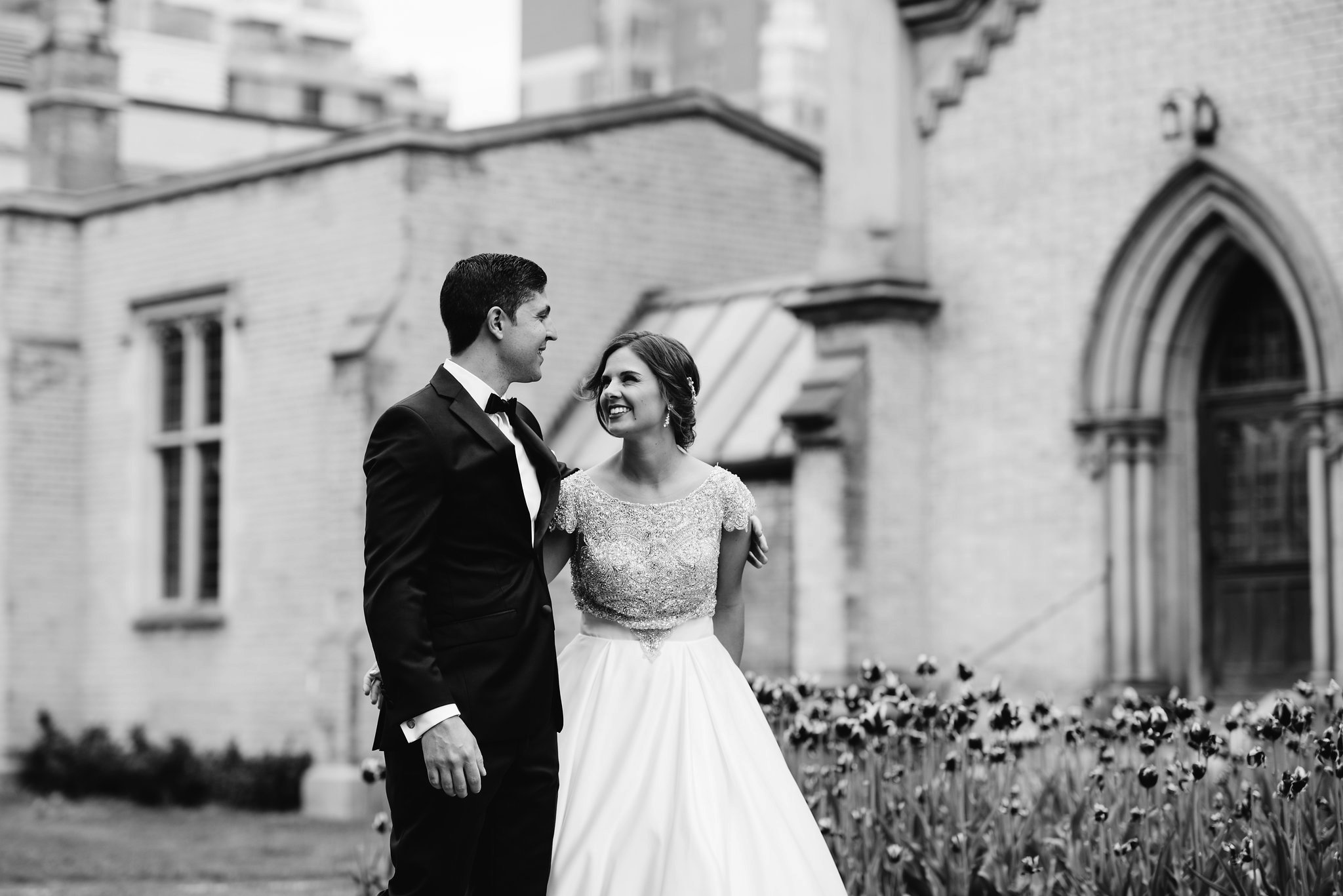 St. James Cathedral Wedding Photos | Olive Photography Toronto