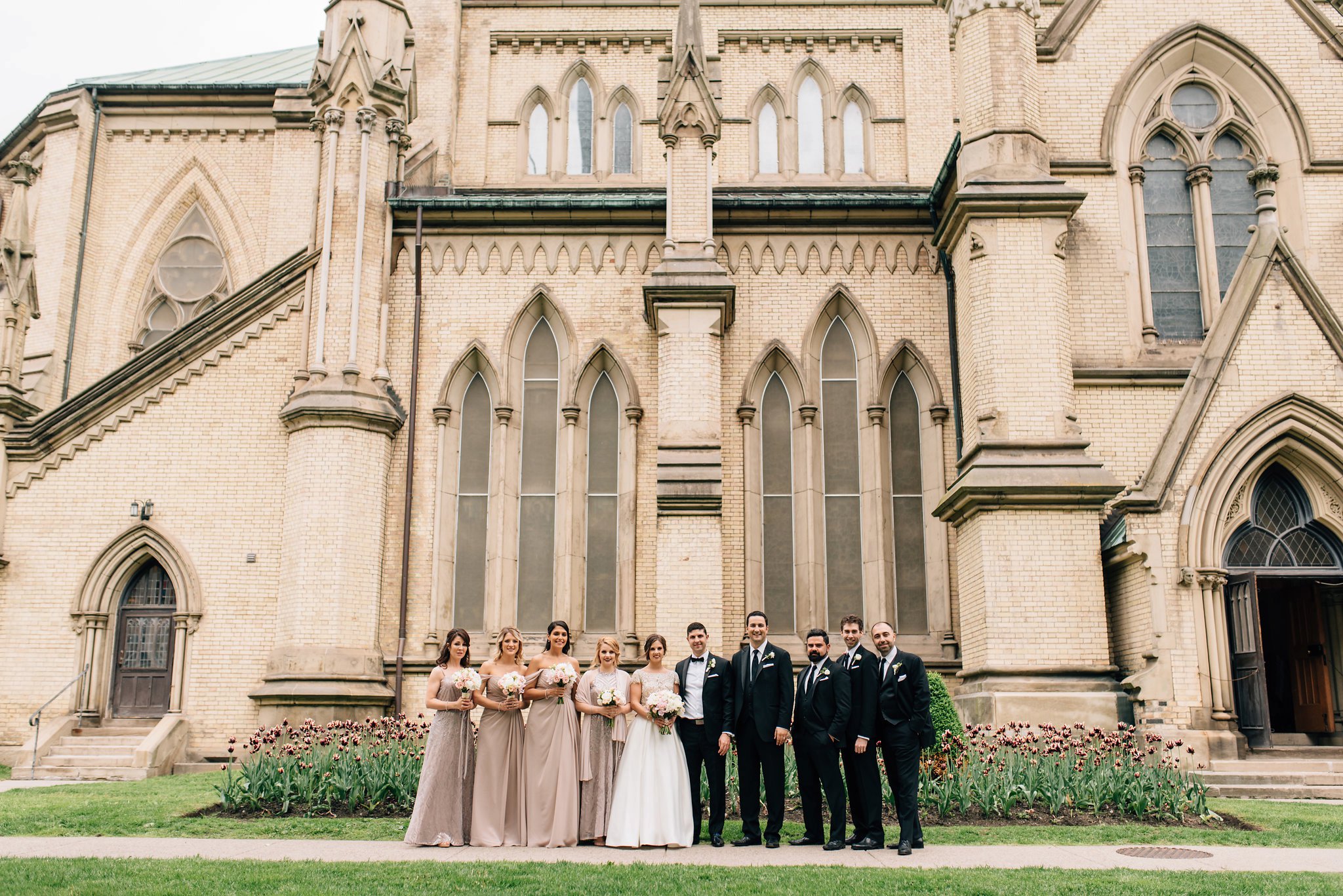 St. James Cathedral Wedding Photos | Olive Photography Toronto