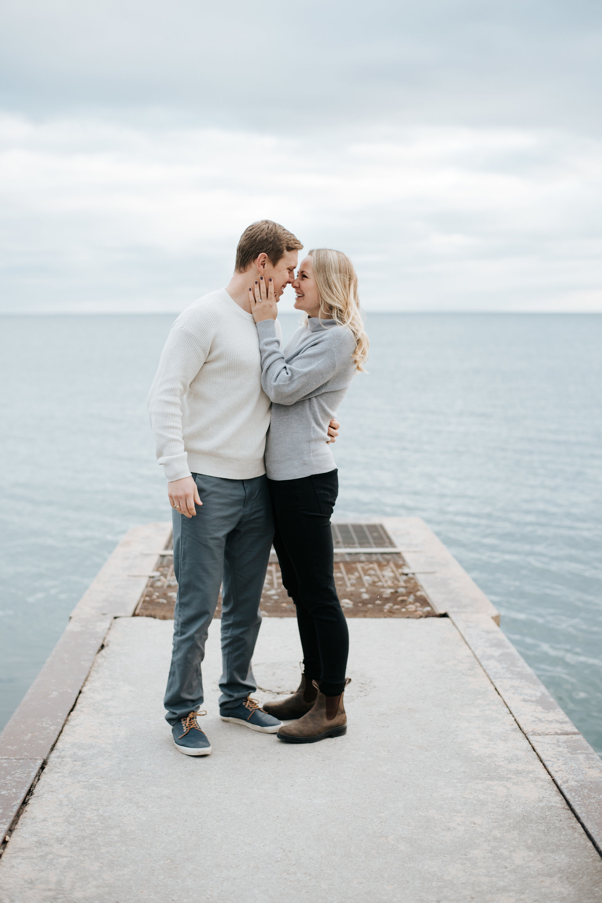 Balmy Beach Engagement Photos Toronto | Olive Photography