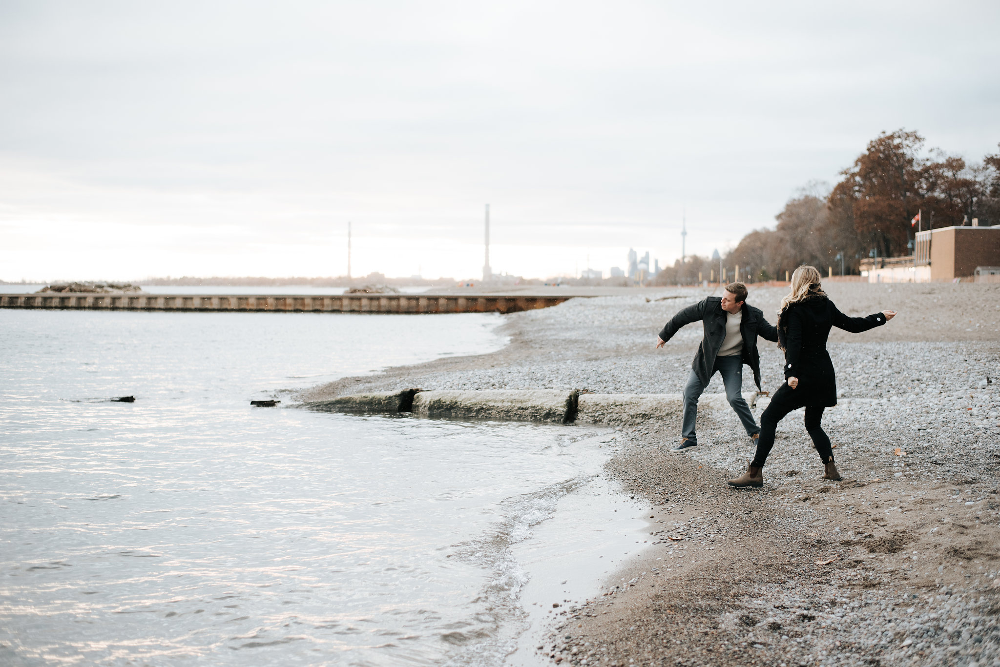 Balmy Beach Engagement Photos Toronto | Olive Photography