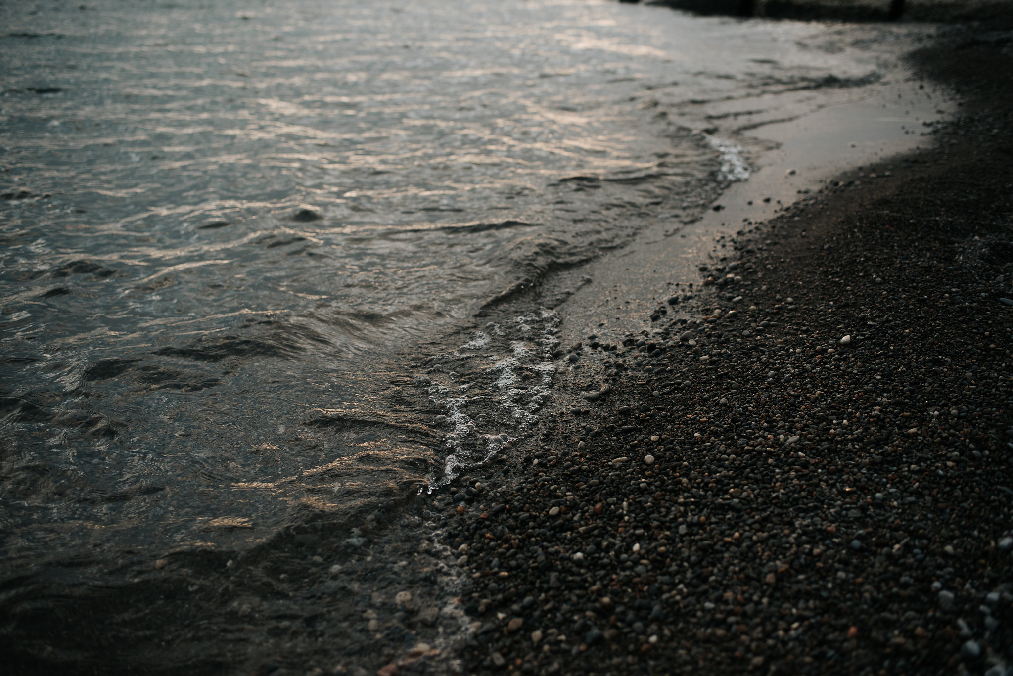 Balmy Beach Engagement Photos Toronto | Olive Photography