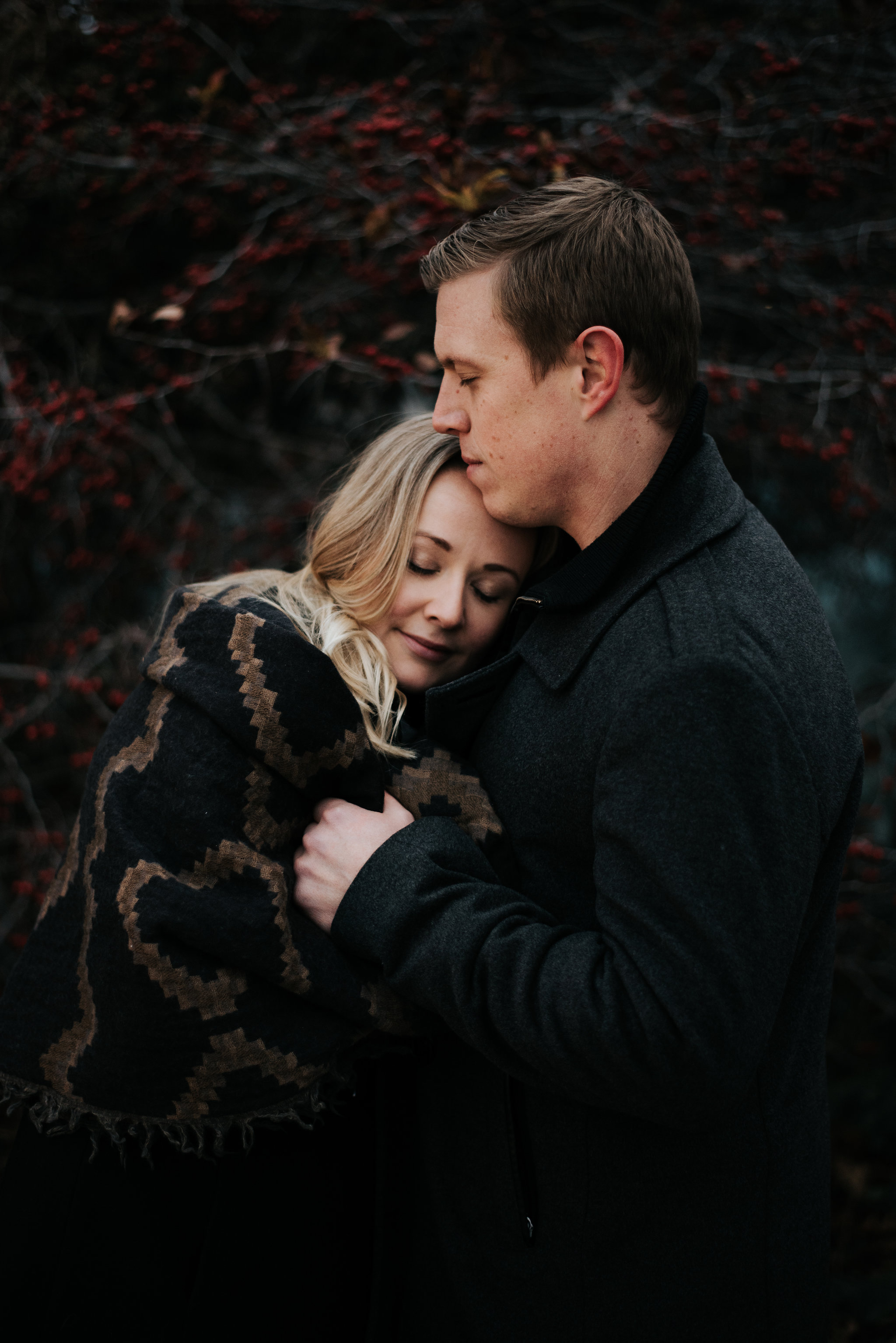 Balmy Beach Engagement Photos Toronto | Olive Photography