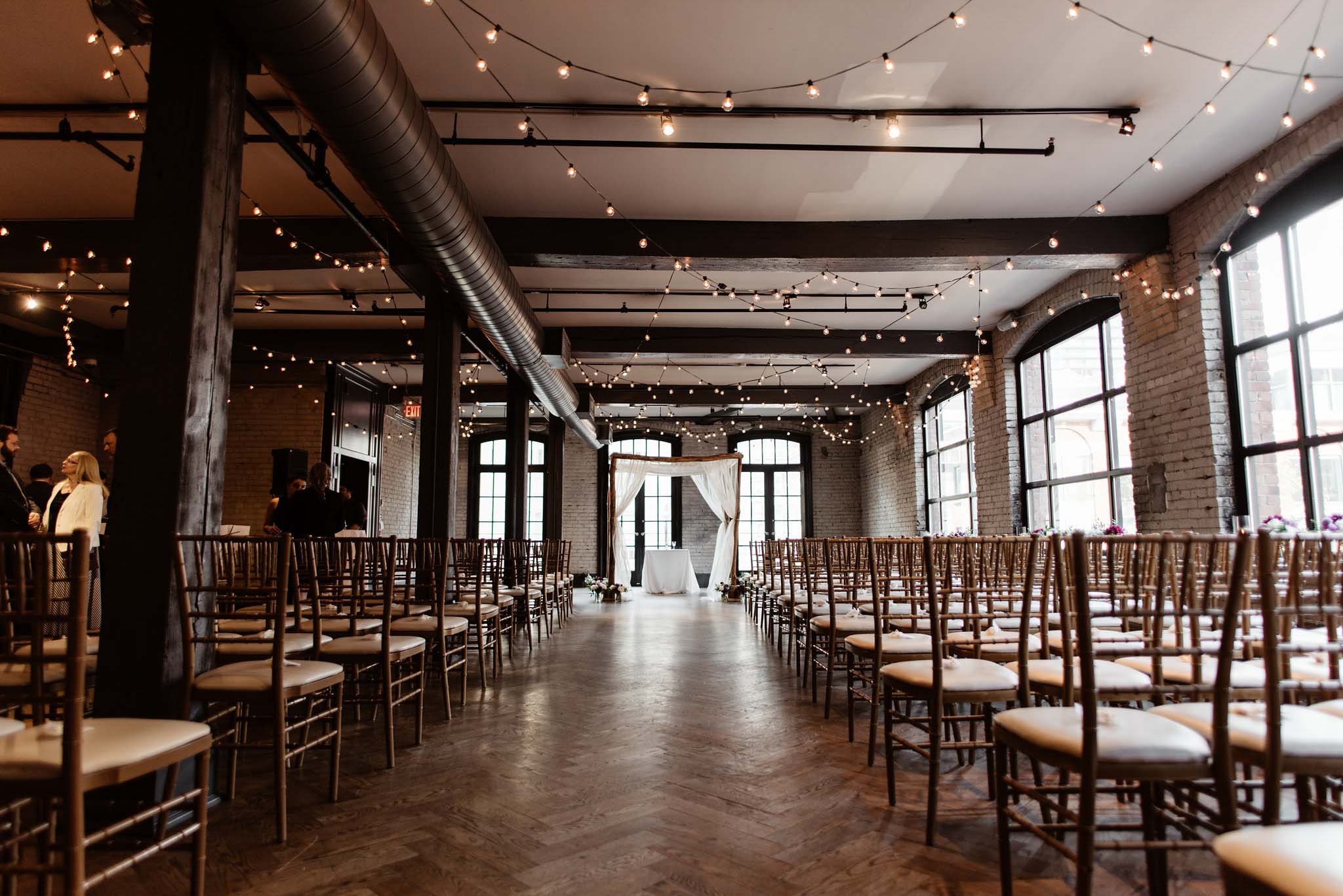 Storys Building Wedding Toronto | Olive Photography