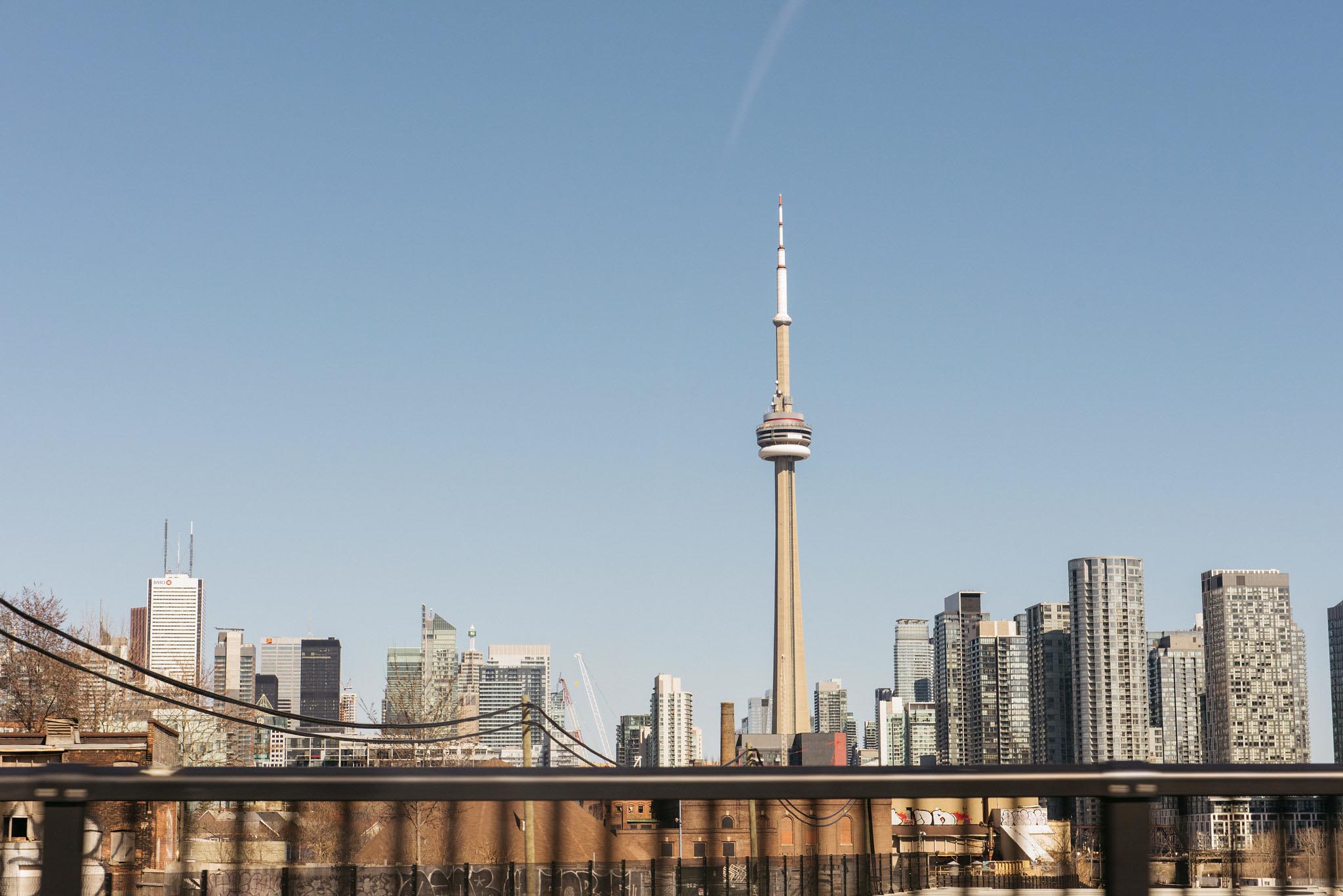 Toronto Skyline Wedding Photos | Olive Photography Toronto