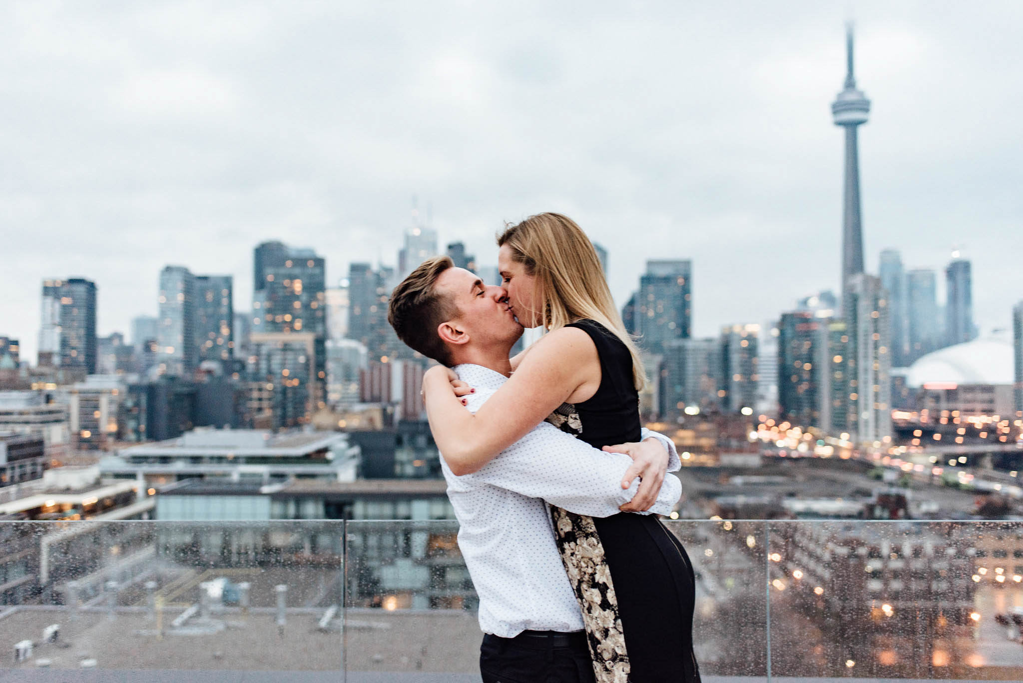 Surprise Toronto Skyline Proposal Photographer | Olive Photography on Thompson Hotel Rooftop