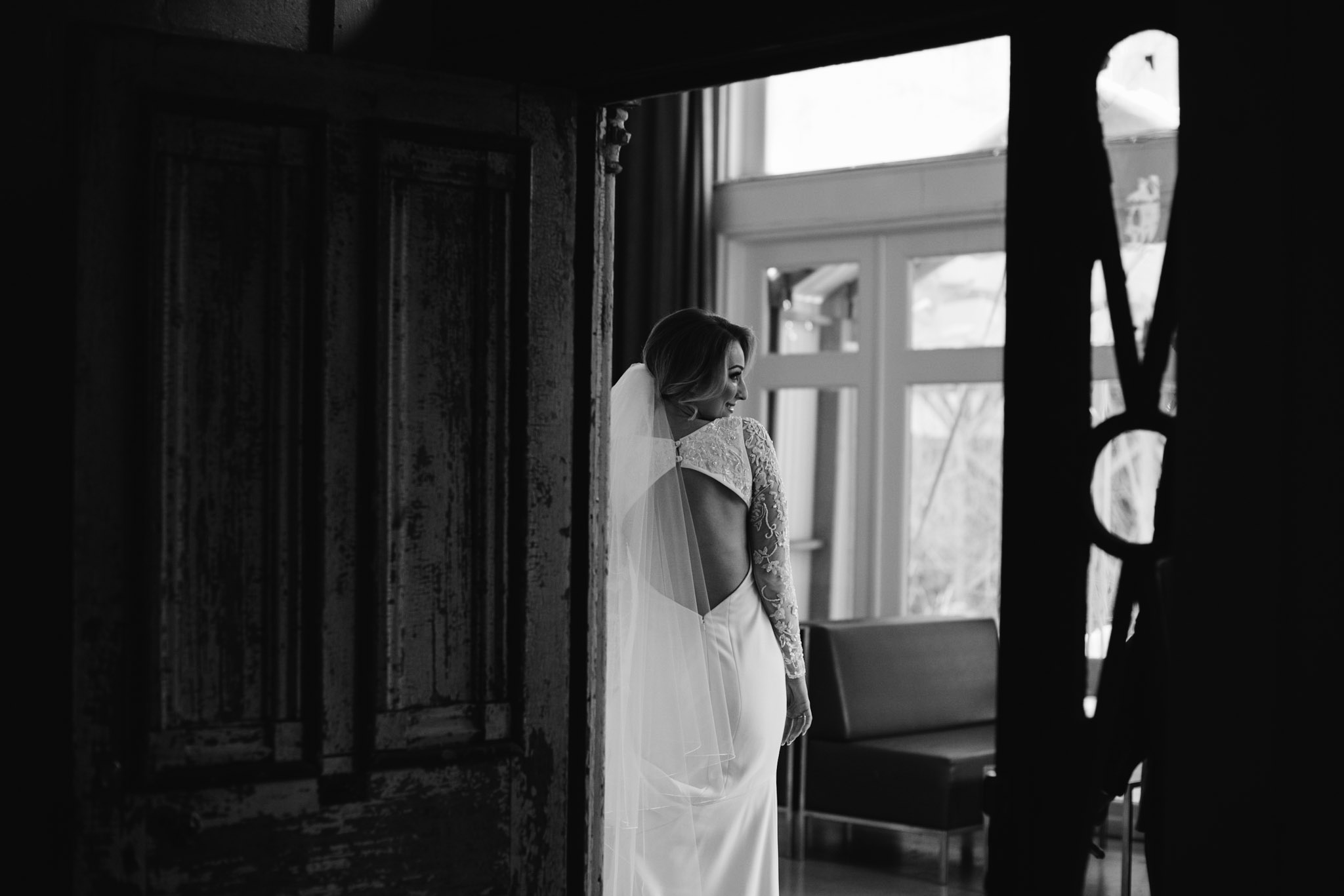 Keyhole Back Bridal Gown | Olive Photography Toronto