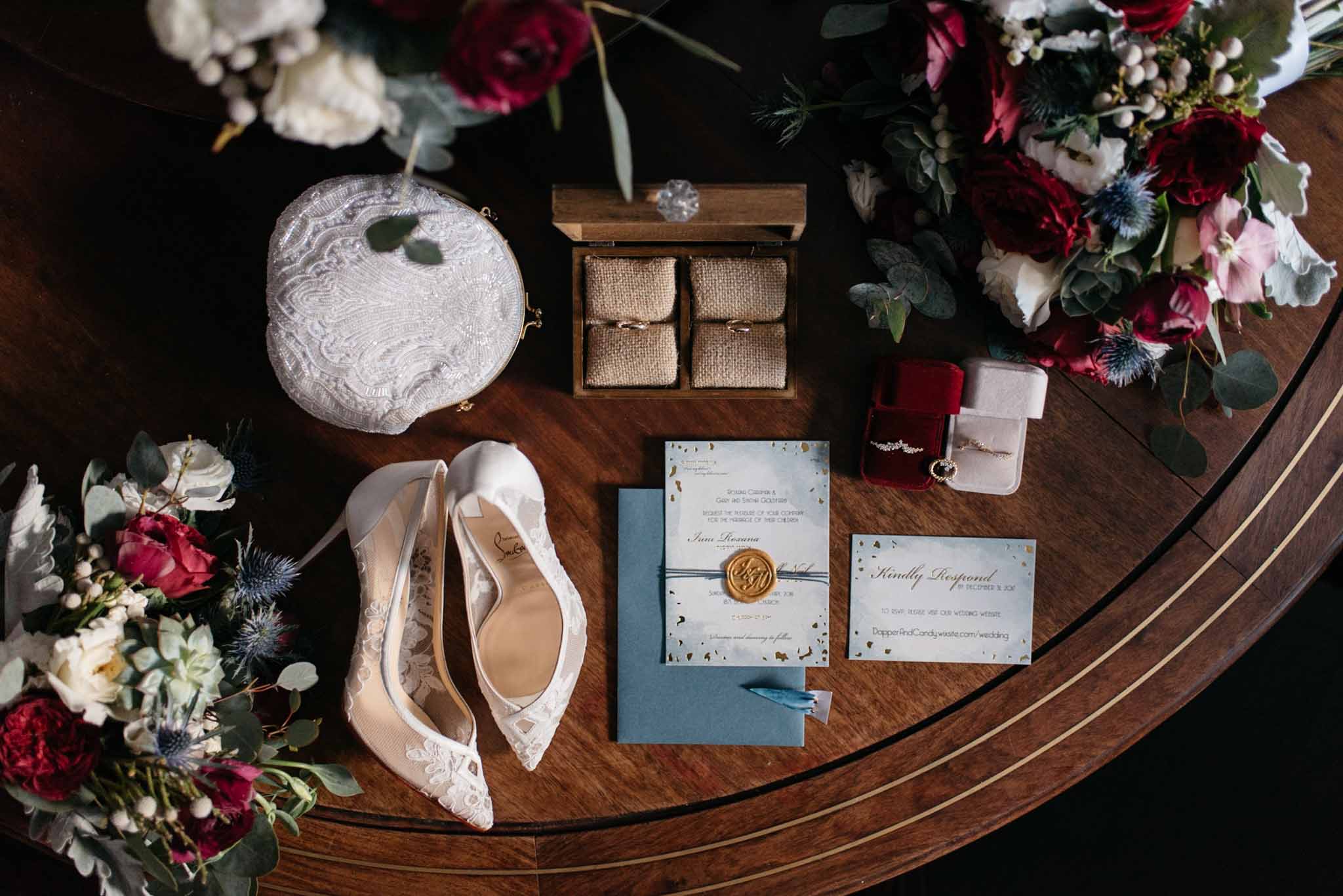 Bridal prep invitation photo | Olive Photography Toronto