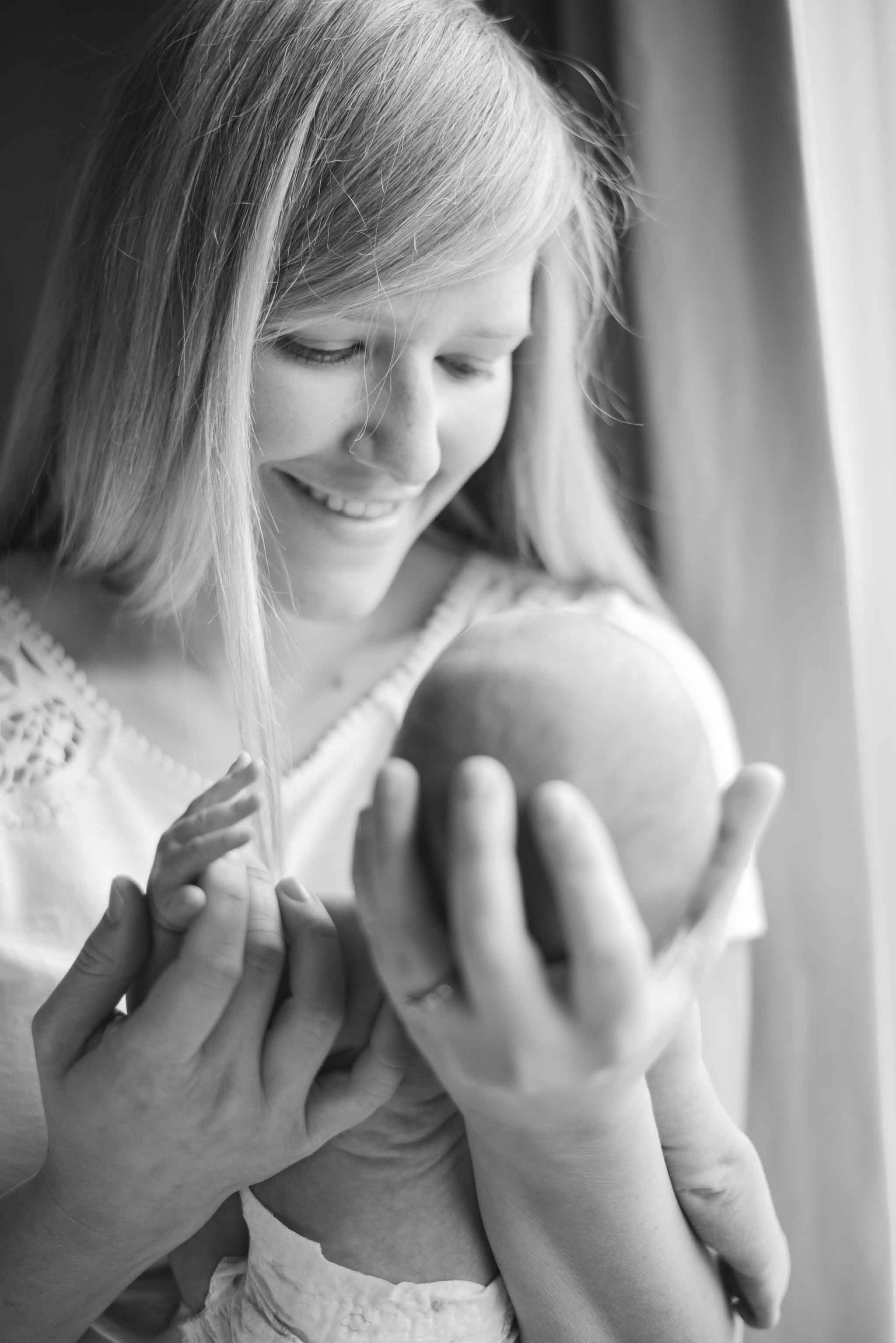 In-Home Lifestyle Newborn Photography Toronto | Olive Photography