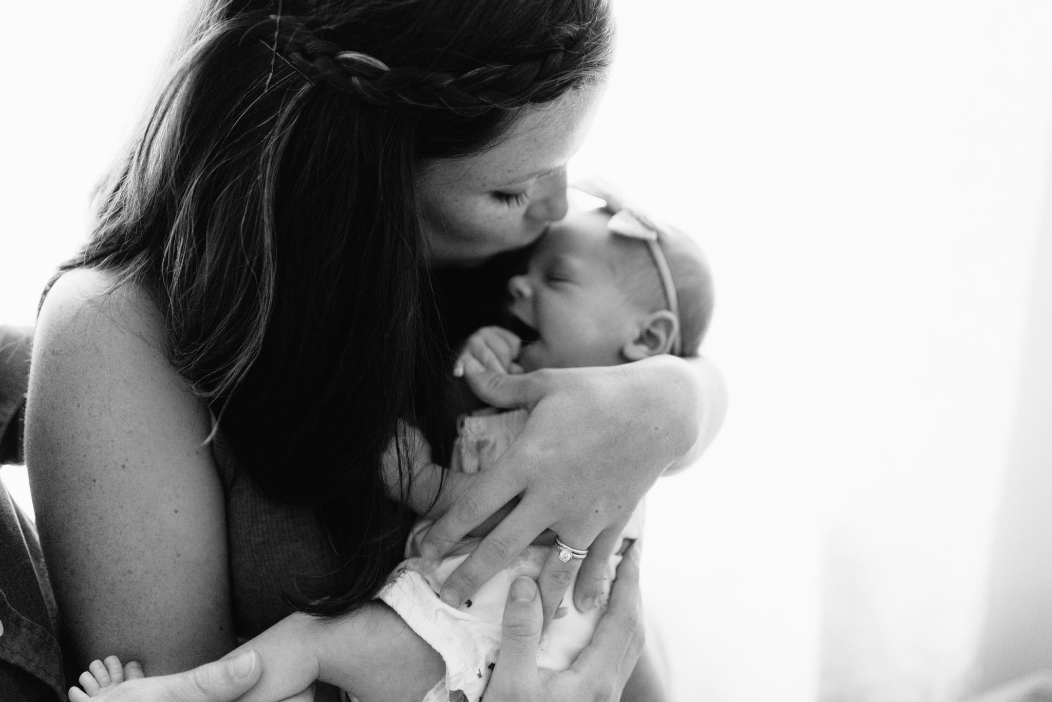 Toronto Newborn Photographer - Olive Photography